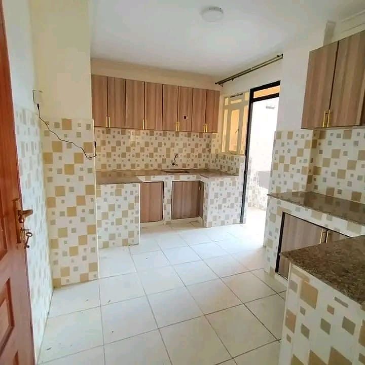 SPACIOUS 2 BEDROOM TO LET, photo 1 of 8