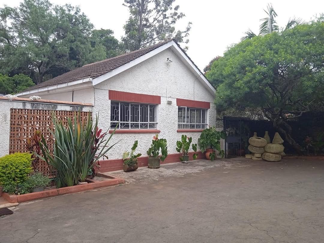 1BR COTTAGE IN NYARI ESTATE, photo 1 of 9