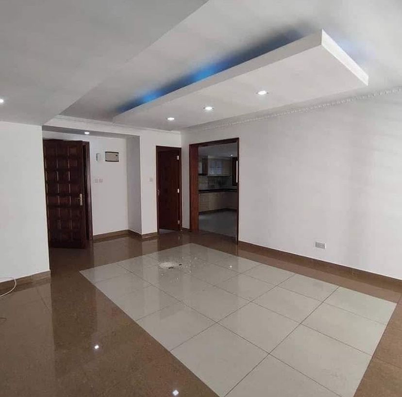 SUPERB MODERN 1BR IN KILIMANI NAIROBI NEAR YAYA CENTRE, photo 1 of 5