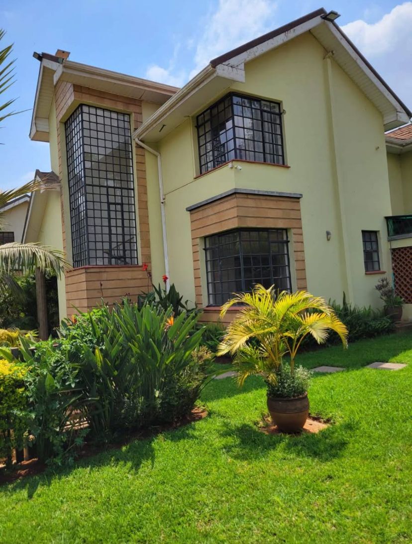 4 Bedroom villa in Kitisuru ·, photo 1 of 14