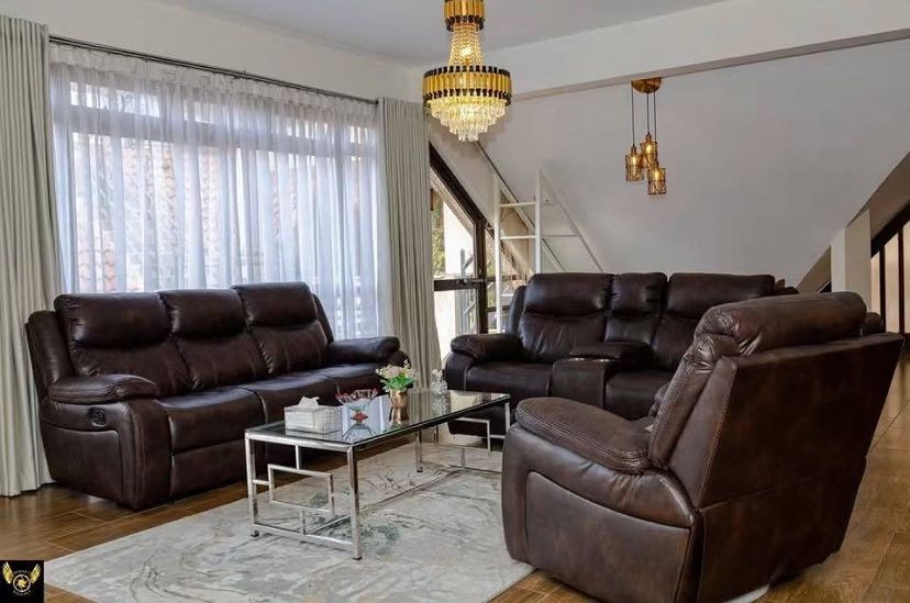 FULLY FURNISHED 2BR PENTHOUSE IN PARKLANDS, photo 1 of 10