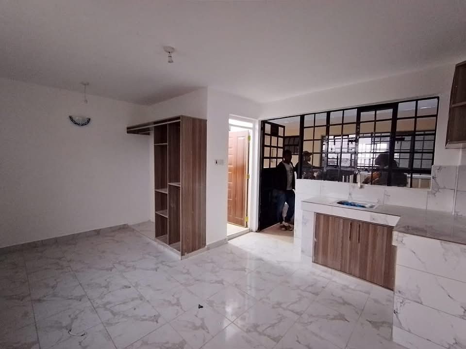 NEWLY BUILT 1BR IN WAIYAKI WAY, photo 1 of 9