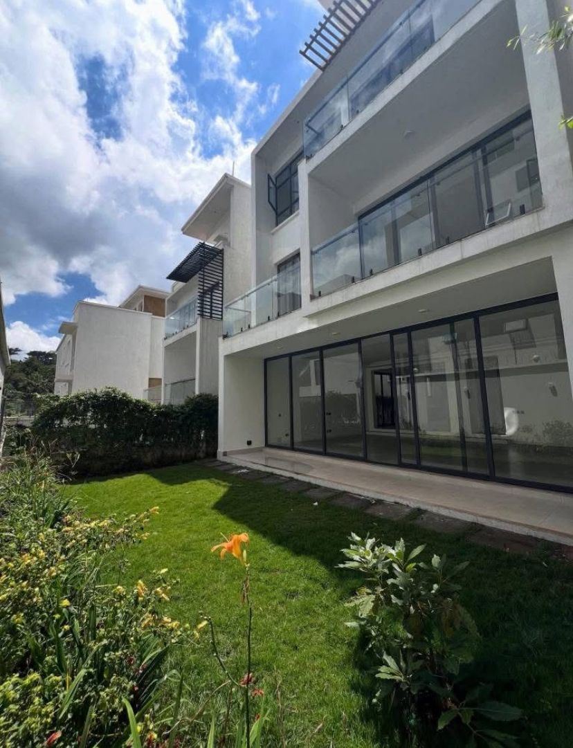 5 Bedroom Townhouse in Lavington, photo 1 of 14