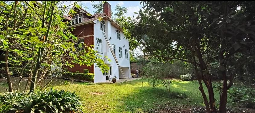 5 Bedroom Maisonette in Rosslyn Lone Tree ·, photo 1 of 15