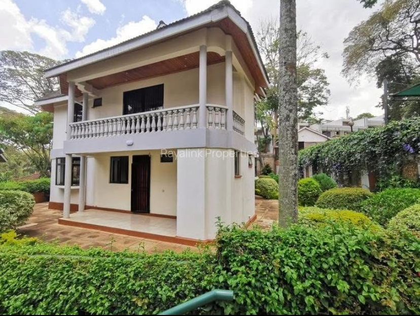 4 Bedroom maisonette in Westlands, photo 1 of 14