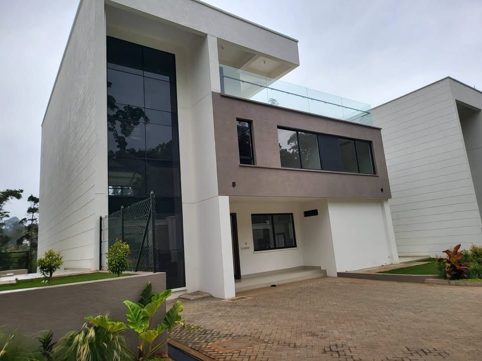 5 Bedroom newly built Townhouse in Peponi, photo 1 of 15