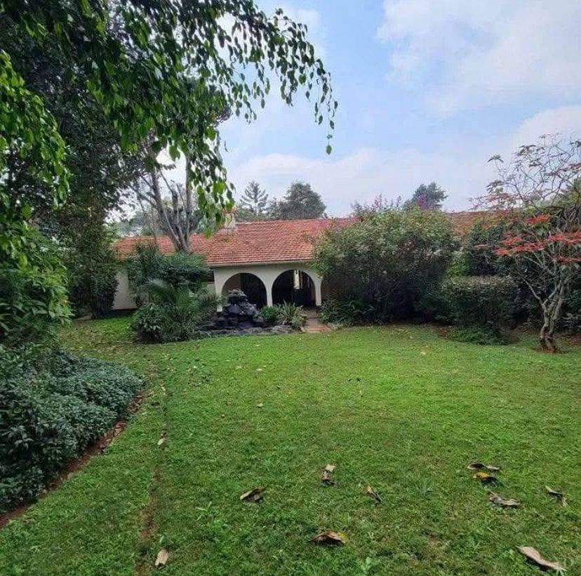 3BR BUNGALOW IN LORESHO, photo 1 of 15