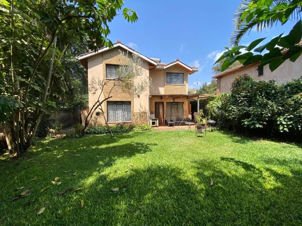 Furnished 2 Bedroom in Old Runda ·, photo 1 of 8