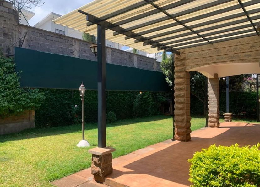 5BR TOWNHOUSE IN LAVINGTON, photo 1 of 10