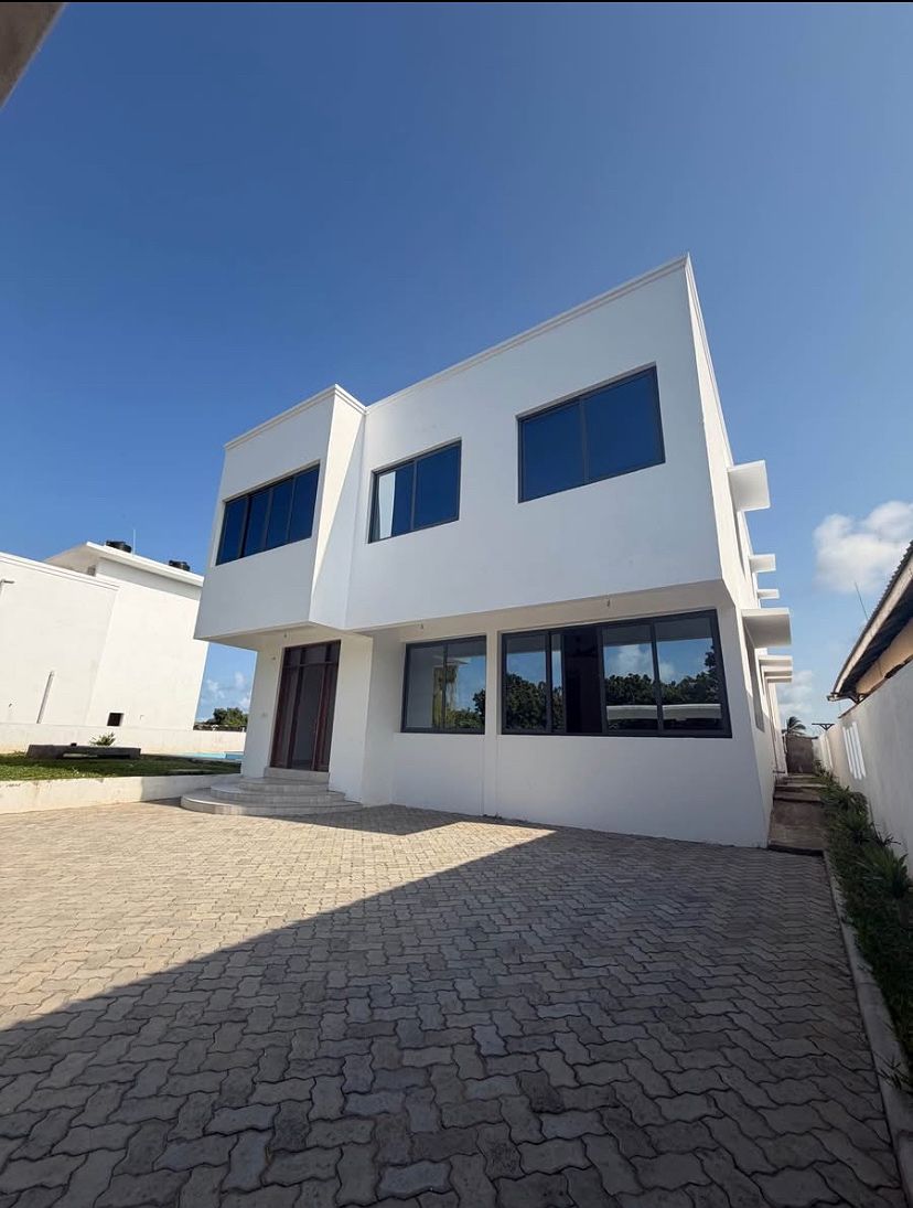 5BR MAISONETTE IN MALINDI, photo 1 of 9