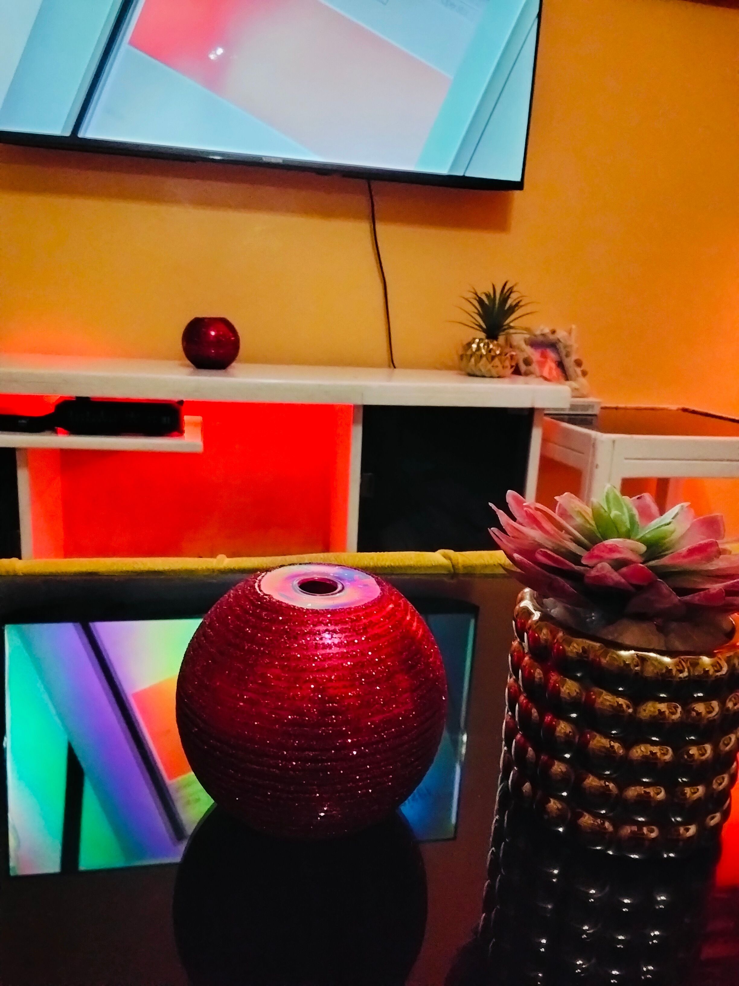 Modern studio bnb In Donholm, photo 1 of 9